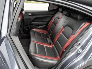 Седан Hyundai Avante 2018 года, 1600000 рублей, Краснодар