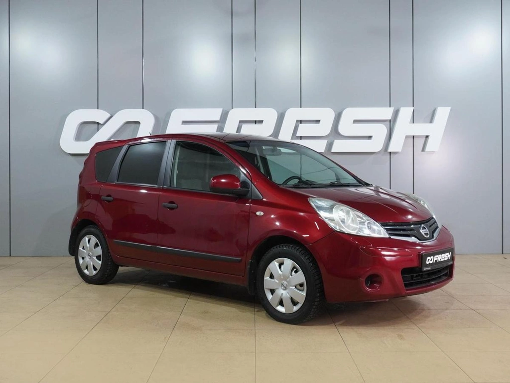 Хетчбэк Nissan Note 2012 года, 799000 рублей, Воронеж