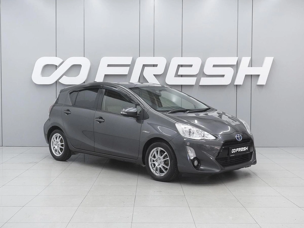 Хетчбэк Toyota Aqua 2015 года, 1099000 рублей, Ростов-на-Дону