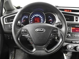 Хетчбэк Kia Ceed 2013 года, 728100 рублей, Казань