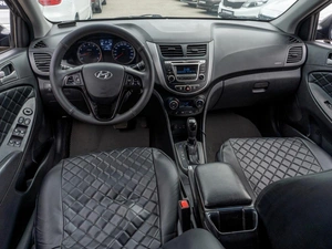 Седан Hyundai Solaris 2015 года, 1299000 рублей, Саратов