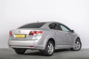 Седан Toyota Avensis 2009 года, 939000 рублей, Томск