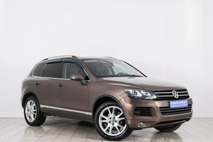 Внедорожник Volkswagen Touareg 2013 года, 1889000 рублей, Красноярск