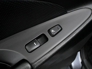 Седан Hyundai Sonata 2011 года, 1099000 рублей, Волгоград