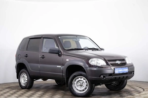 Внедорожник Chevrolet Niva 2015 года, 639000 рублей, Пермь
