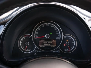 Хетчбэк Volkswagen Beetle 2013 года, 1580000 рублей, Краснодар