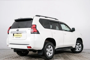 Внедорожник Toyota Land Cruiser Prado 2018 года, 4549000 рублей, Красноярск
