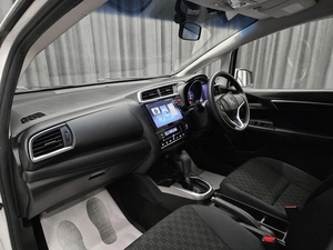 Хетчбэк Honda Fit 2014 года, 920000 рублей, Красноярск