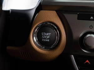 Седан Lexus ES 2015 года, 2399000 рублей, Тюмень