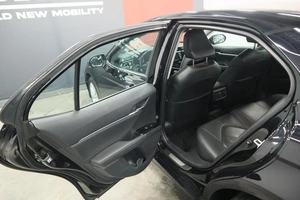 Седан Toyota Camry 2018 года, 3270000 рублей, Курск