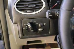 Седан Ford Focus 2011 года, 589000 рублей, Омск