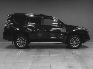 Внедорожник Toyota Land Cruiser Prado 2016 года, 4029000 рублей, Тюмень