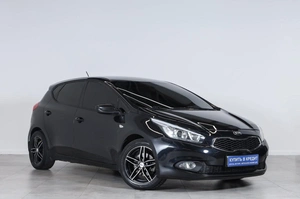 Хетчбэк Kia Ceed 2013 года, 899000 рублей, Новосибирск