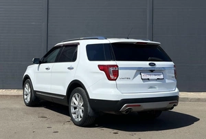 Внедорожник Ford Explorer 2016 года, 2330000 рублей, Солонцы