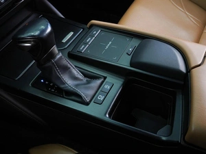 Седан Lexus ES 2018 года, 3449000 рублей, Воронеж