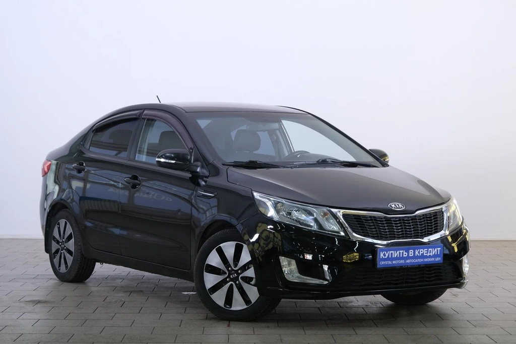 Седан Kia Rio 2012 года, 989000 рублей, Омск