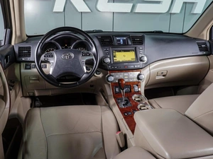 Внедорожник Toyota Highlander 2010 года, 1799000 рублей, Воронеж