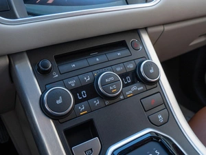 Внедорожник Land Rover Range Rover Evoque 2012 года, 2069000 рублей, Волгоград