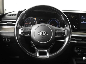 Седан Kia K5 2021 года, 2516800 рублей, Казань