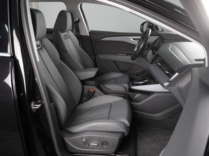 Внедорожник Audi Q5 e-tron 2022 года, 5075000 рублей, Минеральные Воды