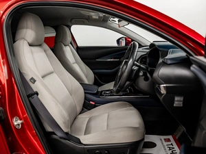 Внедорожник Mazda CX-30 2020 года, 2000000 рублей, Красноярск