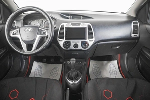 Хетчбэк Hyundai i20 2010 года, 529000 рублей, Кемерово