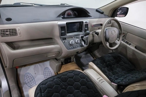 Минивэн Toyota Raum 2010 года, 829000 рублей, Новокузнецк