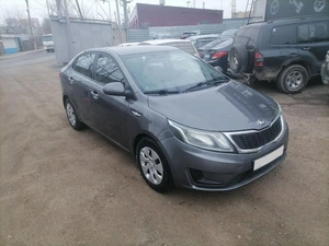 Седан Kia Rio 2013 года, 740000 рублей, Красноярск