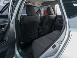 Хетчбэк Toyota Auris 2013 года, 1249000 рублей, Сургут