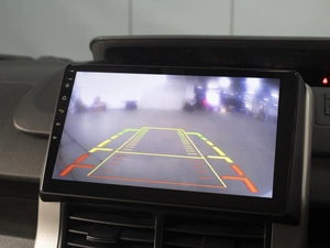 Минивэн Toyota Voxy 2010 года, 1350000 рублей, Омск