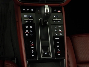 Внедорожник Porsche Macan GTS 2022 года, 10688888 рублей, Москва