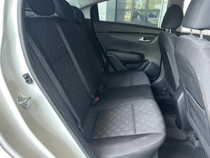 Седан Kia Rio 2017 года, 1150000 рублей, Уфа