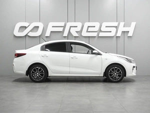 Седан Kia Rio 2018 года, 1349000 рублей, Воронеж