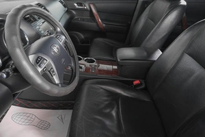 Внедорожник Toyota Highlander 2013 года, 2399000 рублей, Кемерово