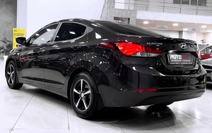 Седан Hyundai Elantra 2015 года, 1187000 рублей, Солонцы