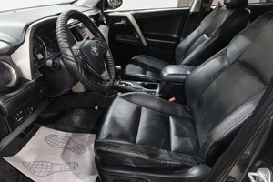 Внедорожник Toyota RAV4 2013 года, 2099000 рублей, Новокузнецк