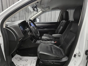 Внедорожник Mitsubishi Outlander 2014 года, 1570000 рублей, Красноярск