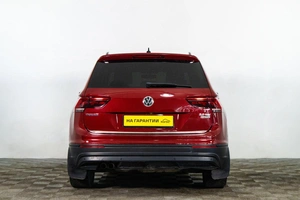 Внедорожник Volkswagen Tiguan 2017 года, 2399000 рублей, Сургут