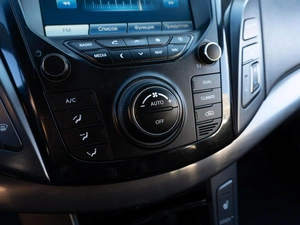 Седан Hyundai i40 2013 года, 1099000 рублей, Саратов