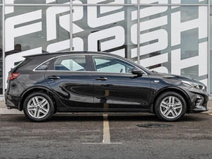 Хетчбэк Kia Ceed 2018 года, 1880000 рублей, Краснодар