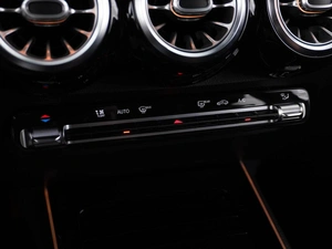 Внедорожник Mercedes-benz GLB-класс 2021 года, 3000055 рублей, Москва