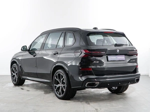 Внедорожник BMW X5 2025 года, 9998999 рублей, Москва