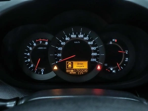 Внедорожник Toyota RAV4 2011 года, 1750000 рублей, Красноярск