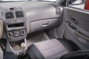 Седан Hyundai Accent 2005 года, 399000 рублей, Томск