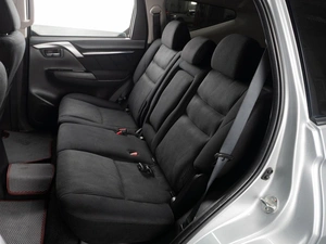 Внедорожник Mitsubishi Pajero Sport 2017 года, 2390000 рублей, Тюмень