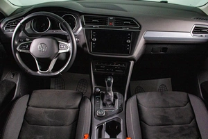 Внедорожник Volkswagen Tiguan 2021 года, 3979000 рублей, Сургут