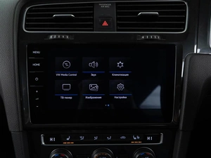 Универсал Volkswagen Golf 2019 года, 2491046 рублей, Москва