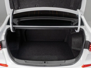 Седан Chevrolet Monza 2022 года, 1589000 рублей, Тюмень