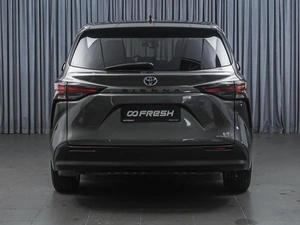 Минивэн Toyota Sienna 2021 года, 4100000 рублей, Ставрополь