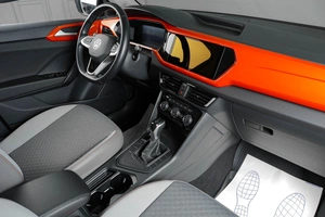 Внедорожник Volkswagen Taos 2021 года, 2819000 рублей, Тюмень